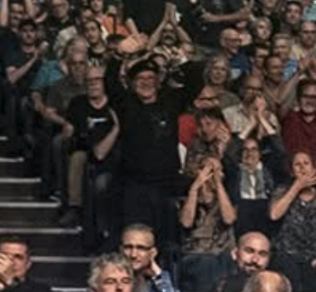Photographié avec Emma par Tony Levin lors du concert de Beat 20260613